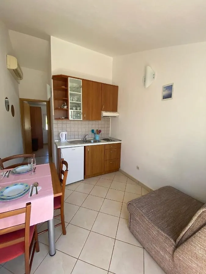 Apartment Apartmani Marija Molat Croatia