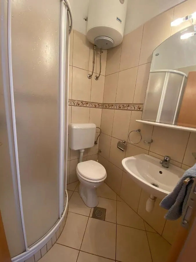 Apartmani Marija Molat 0*,