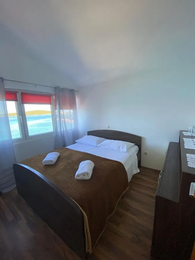 Apartmani Marija Molat 0*,  Croatia