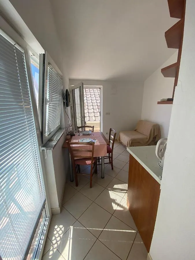 Apartment Apartmani Marija Molat Croatia